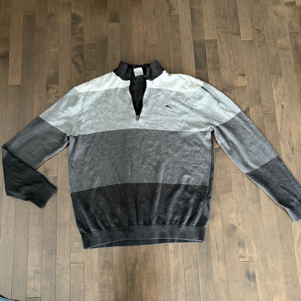 FITS LIKE L - Puma Men's Gray Striped Sweater